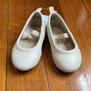 BabyGap Toddler Girls Size 5 white ballet shoes - NWT